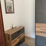Flora Apartment